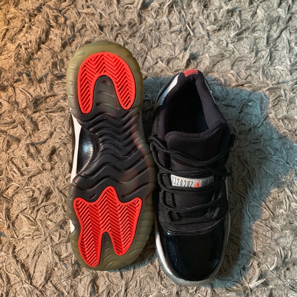 Retro Jordan 11 Infared